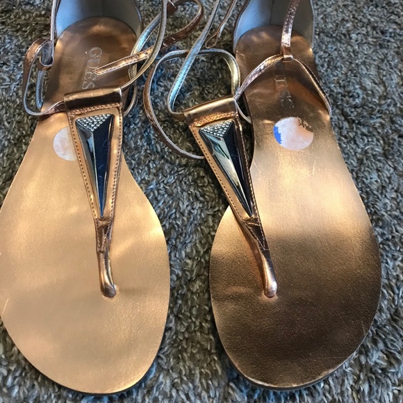 Guess sandals - Picture 1 of 2